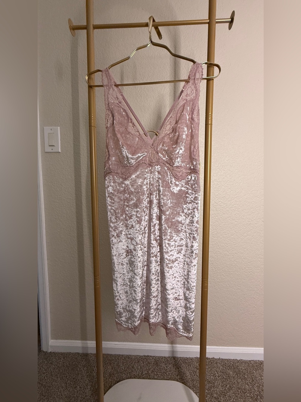Victoria's Secret Blush Velvet Lace Midi Slip